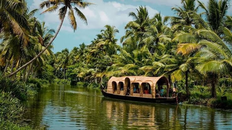 Kerala Tour (Couple)